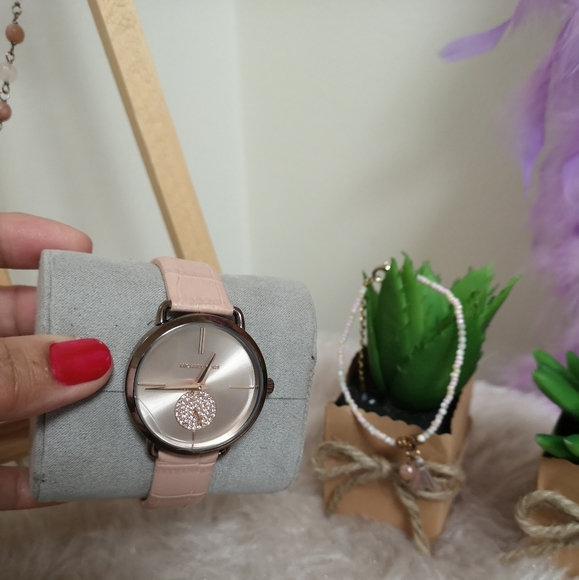 Michael Kors Watch - Picture 3 of 4